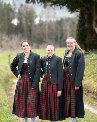 Adlerstoana-Marion-Aichhorn-Simone-Lohninger-Lisa-Hemetsberger Adlerstoana-Marion-Aichhorn-Simone-Lohninger-Lisa-Hemetsberger